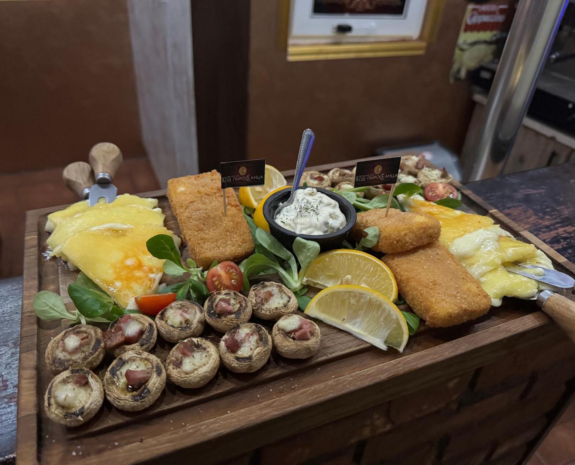 Pirocanac Rooms & Restaurant "Breakfast-Lunch-Dinner" Пирот Экстерьер фото